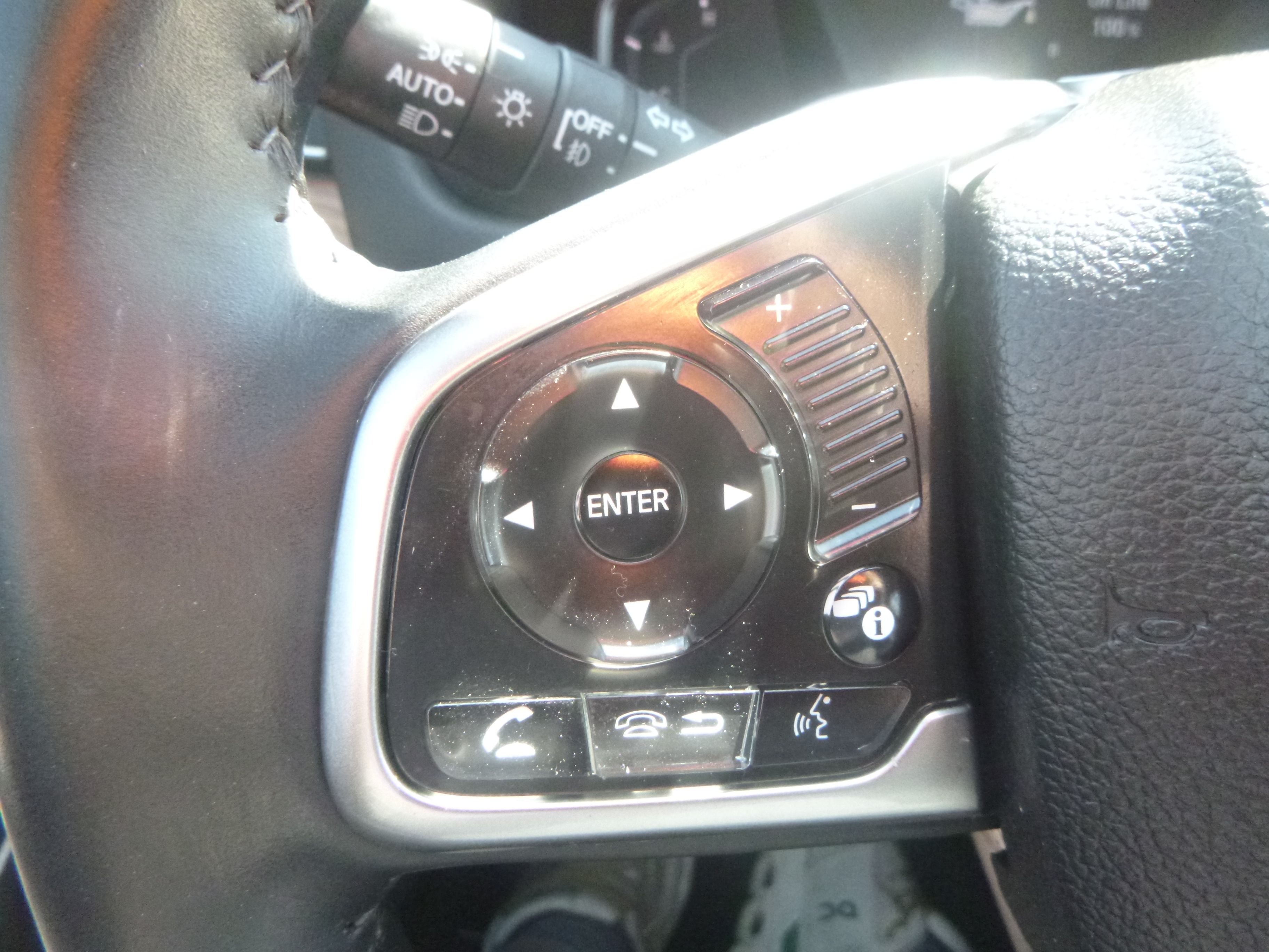 Used 2017 Honda CR-V AWD Touring image 21
