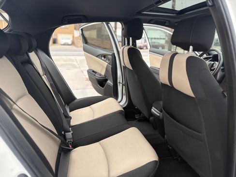 Used 2019 Honda Civic EX image 12