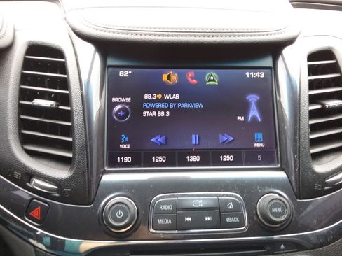 Used 2014 Chevrolet Impala LT image 21