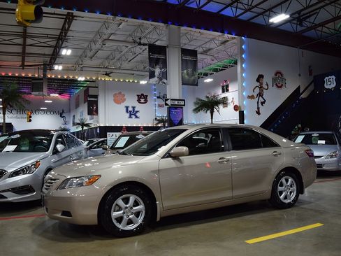 Used 2009 Toyota Camry LE image 3
