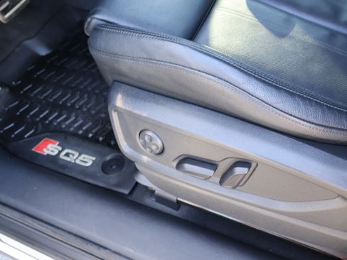 Used 2019 Audi SQ5 Premium Plus image 19