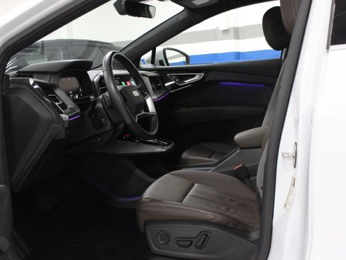 Used 2024 Audi Q4 e-tron Premium Plus image 16