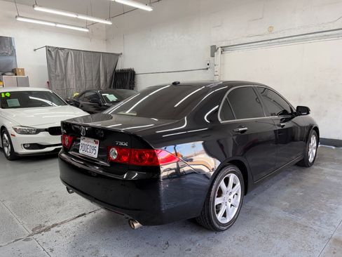 Used 2005 Acura TSX w/ Navigation FWD image 6
