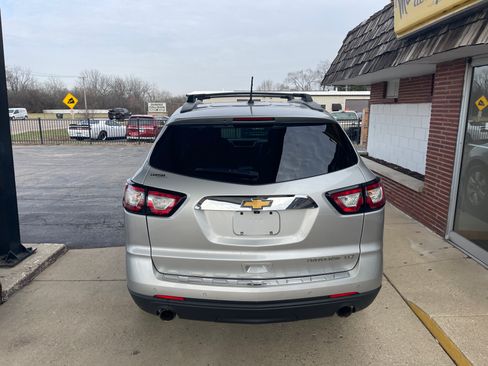 Used 2015 Chevrolet Traverse LTZ image 3