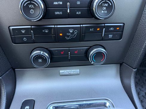 Used 2010 Ford Mustang GT Premium RWD image 11
