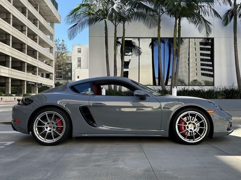 Used 2024 Porsche 718 Cayman GTS image 57