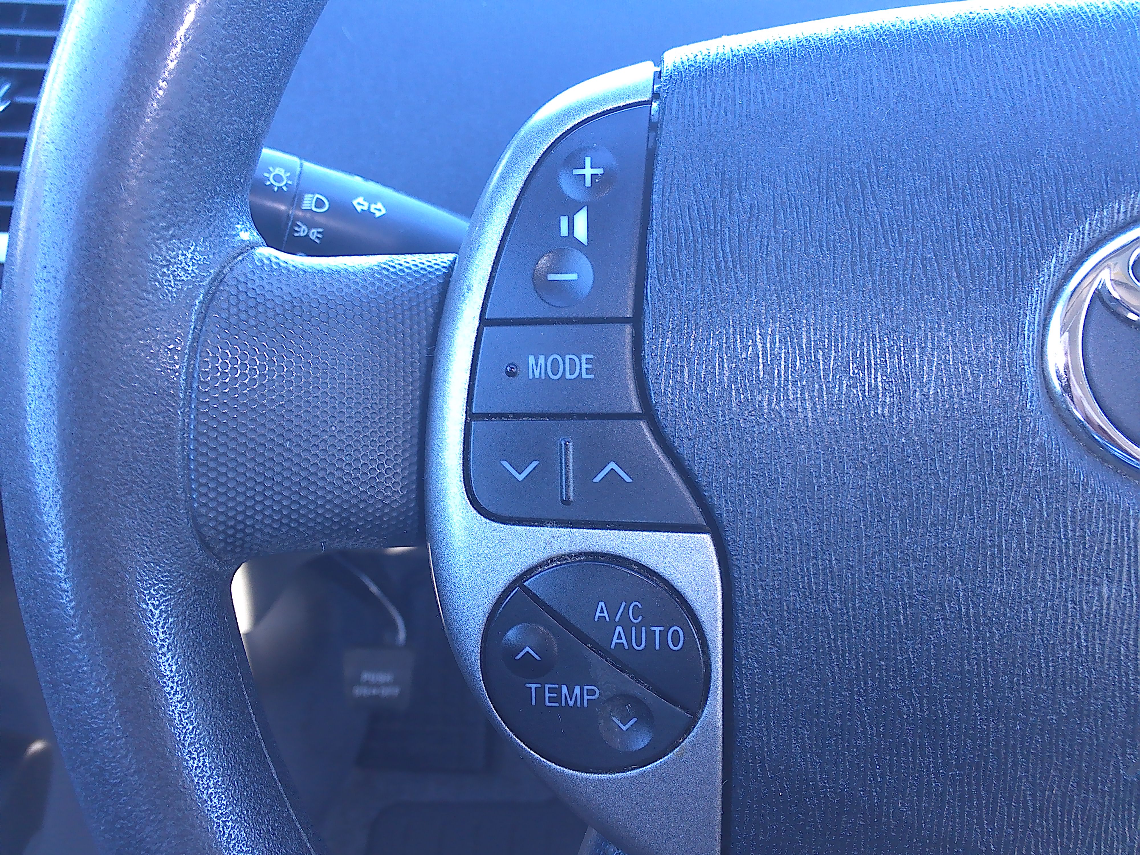 Used 2009 Toyota Prius Two FWD image 27