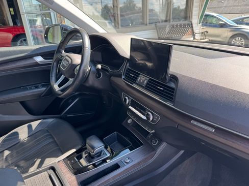 Used 2021 Audi Q5 2.0T Premium Plus AWD/4WD image 18