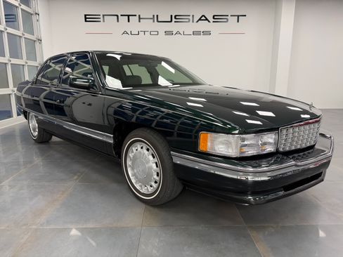 Used 1996 Cadillac De Ville image 1