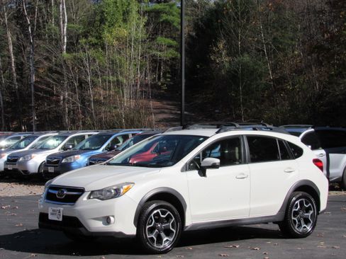 Used 2015 Subaru XV Crosstrek 2.0i Limited image 2