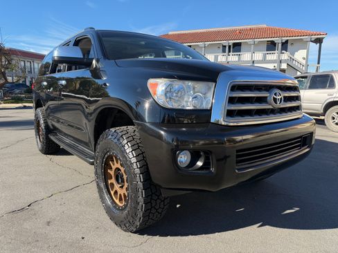 Used 2012 Toyota Sequoia Platinum image 11