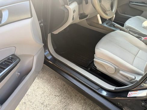 Used 2012 Subaru Forester 2.5X AWD/4WD image 11