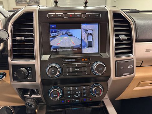 Used 2020 Ford F250 Lariat image 22