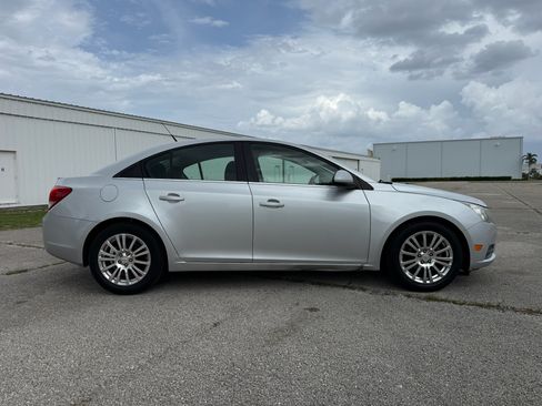 Used 2011 Chevrolet Cruze Eco FWD image 44