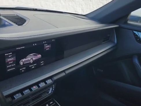 Used 2021 Porsche 911 Carrera S image 16