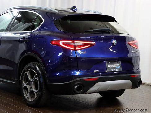 Used 2019 Alfa Romeo Stelvio AWD image 8