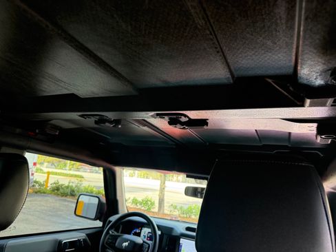 Used 2024 Ford Bronco Black Diamond image 21