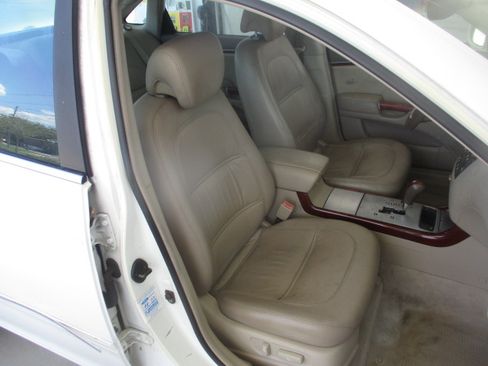Used 2006 Hyundai Azera Limited FWD image 13