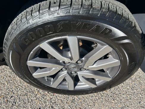 Used 2019 Honda Pilot EX-L image 16