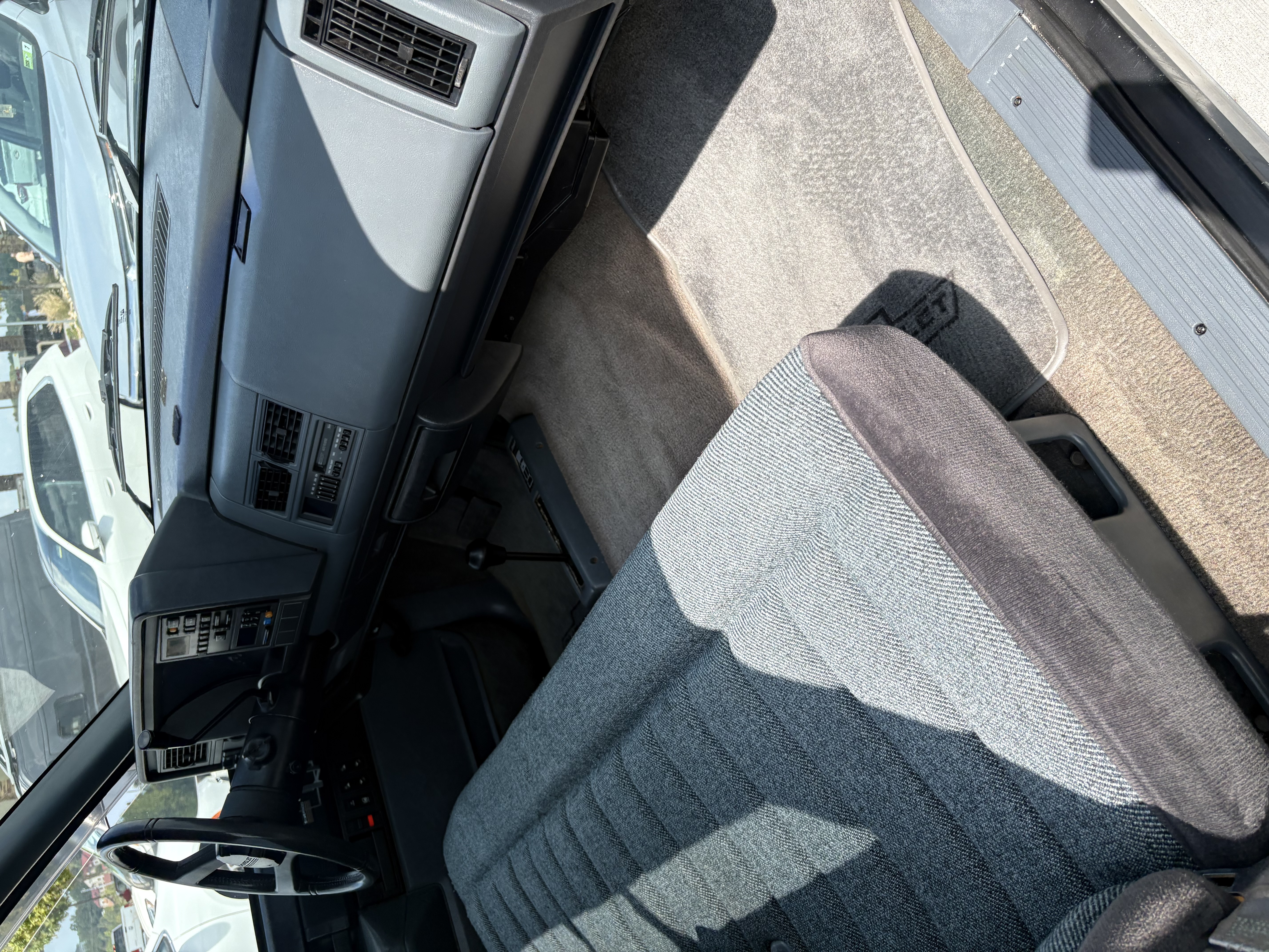 Used 1989 Chevrolet Silverado 1500 4x4 Regular Cab image 13