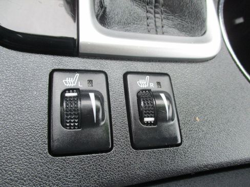 Used 2018 Toyota Highlander XLE image 20