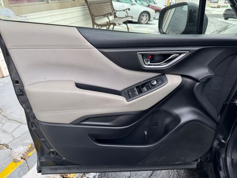 Used 2019 Subaru Forester Premium image 10
