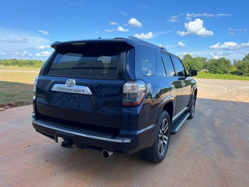 Used 2015 Toyota 4Runner Limited image 6
