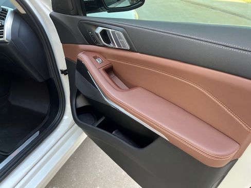 Used 2022 BMW X7 xDrive40i image 35