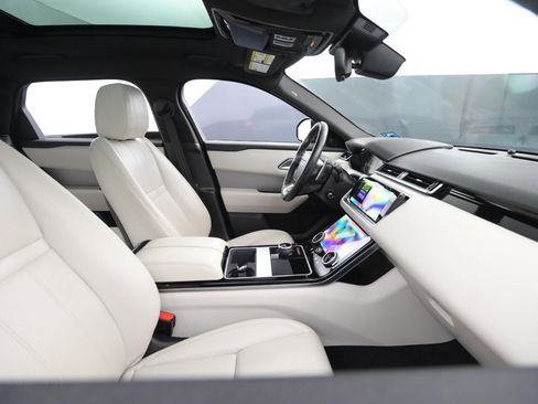 Used 2020 Land Rover Range Rover Velar R-Dynamic S image 50