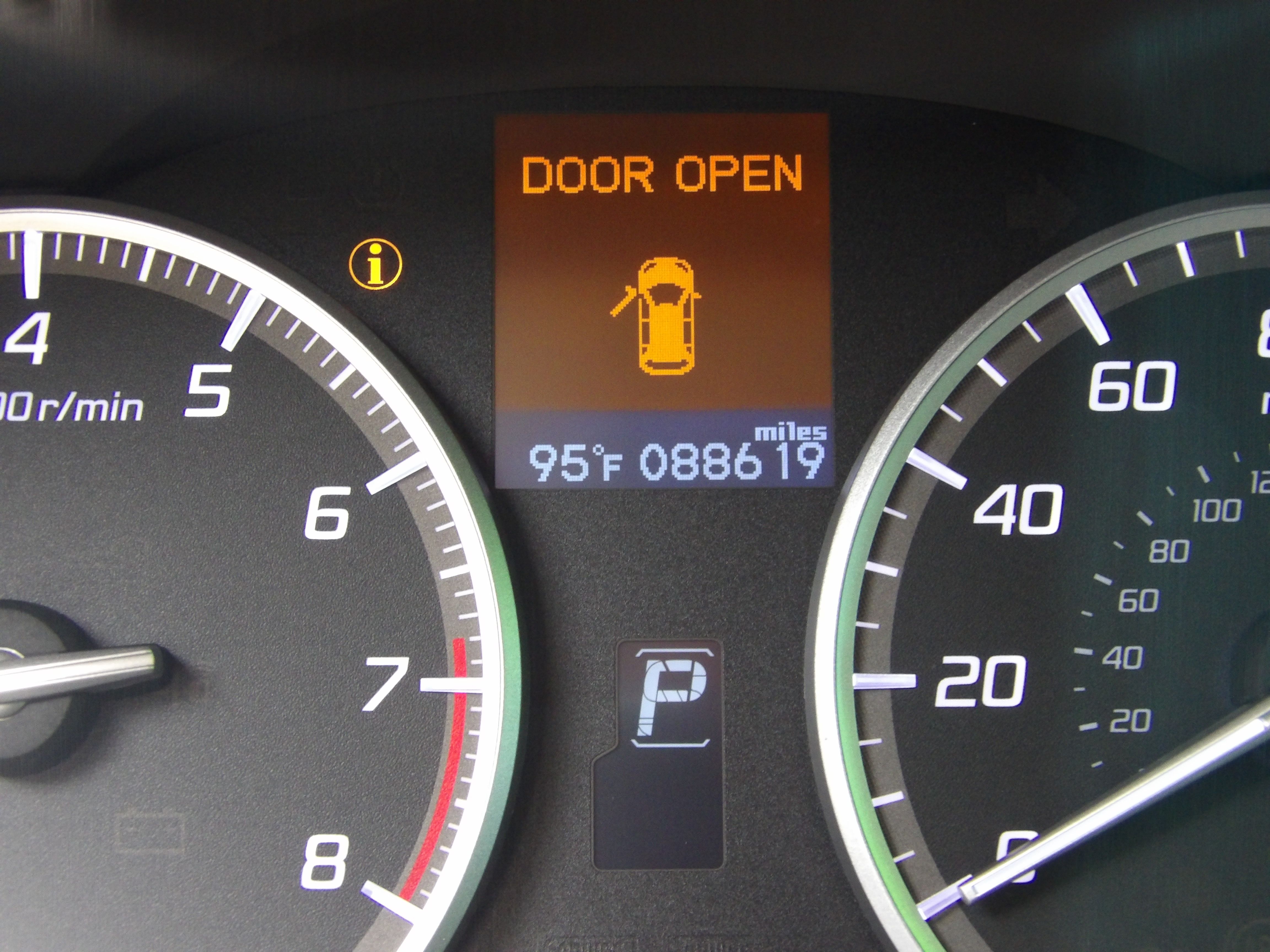 Used 2014 Acura RDX FWD w/ Technology Package image 9