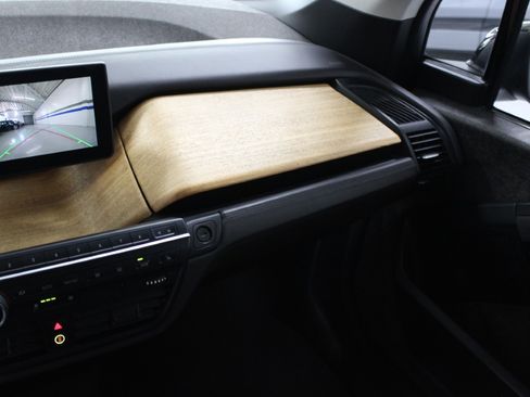 Used 2018 BMW i3 w/ Range Extender RWD image 27