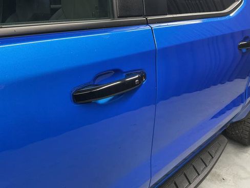 Used 2025 Chevrolet Silverado 1500 ZR2 image 7