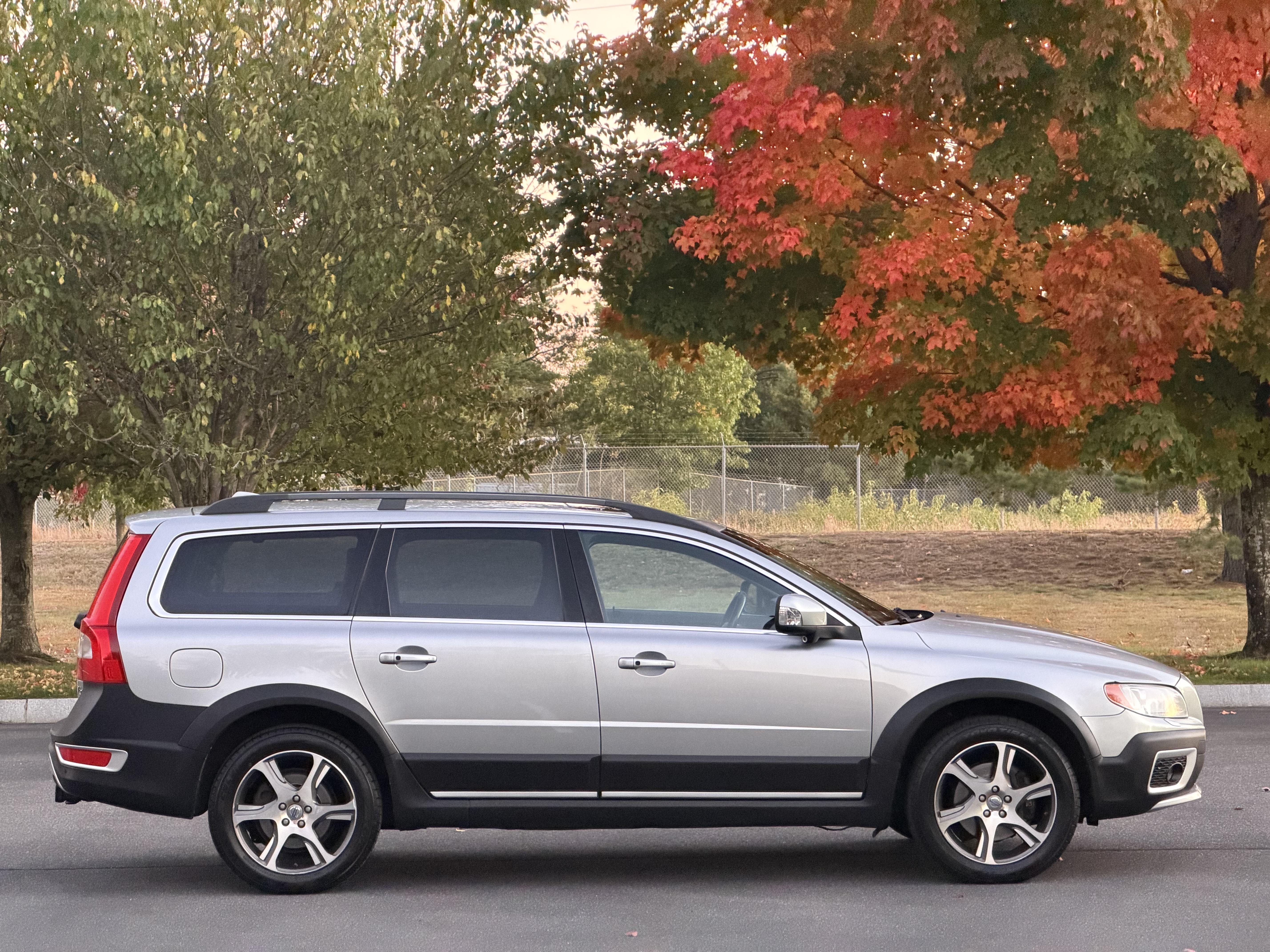 Used 2013 Volvo XC70 T6 AWD image 6