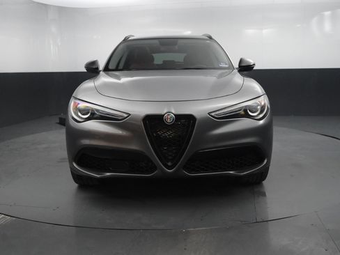 Used 2019 Alfa Romeo Stelvio Ti image 8