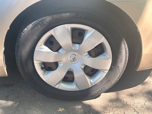 Used 2008 Toyota Camry FWD image 31