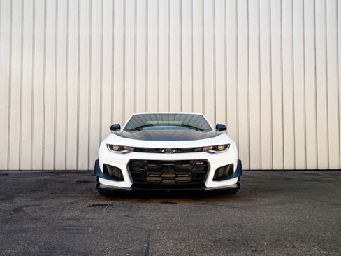 Used 2020 Chevrolet Camaro ZL1 image 10