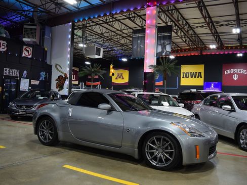 Used 2005 Nissan 350Z Touring RWD image 15