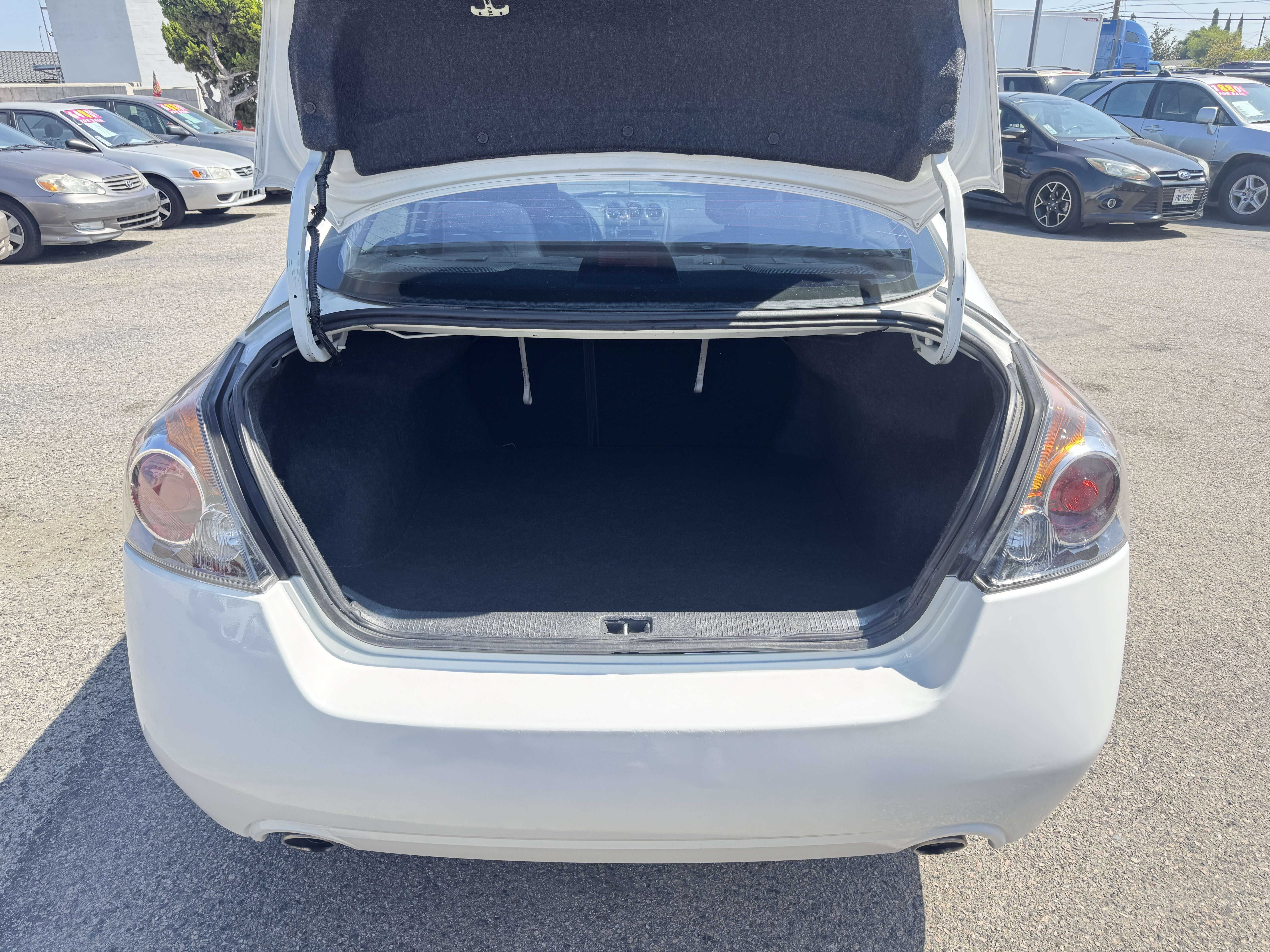 Used 2012 Nissan Altima 2.5 S Sedan FWD image 23