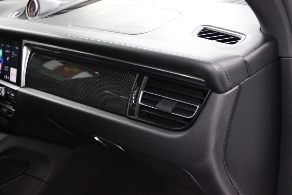 Used 2020 Porsche Macan S AWD/4WD image 37