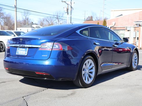 Used 2018 Tesla Model S 100D image 9