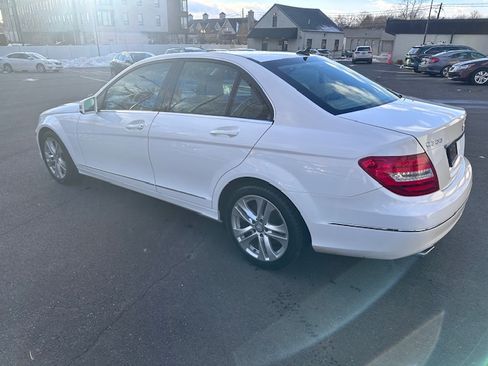 Used 2013 Mercedes-Benz C 300 image 3