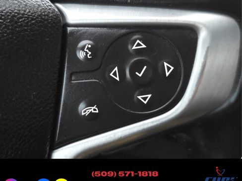 Used 2018 GMC Terrain SLE image 11