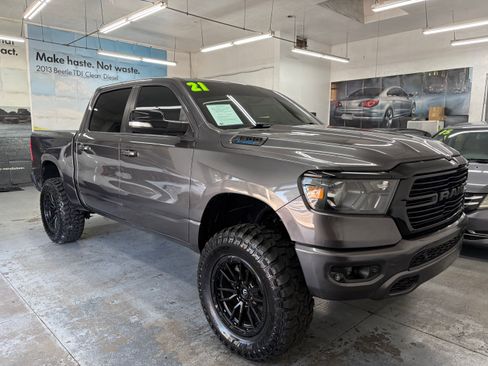 Used 2021 RAM 1500 2WD Crew Cab Big Horn image 10