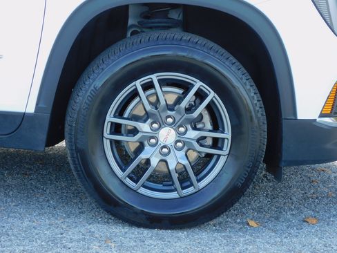 Certified 2025 GMC Acadia Elevation image 9