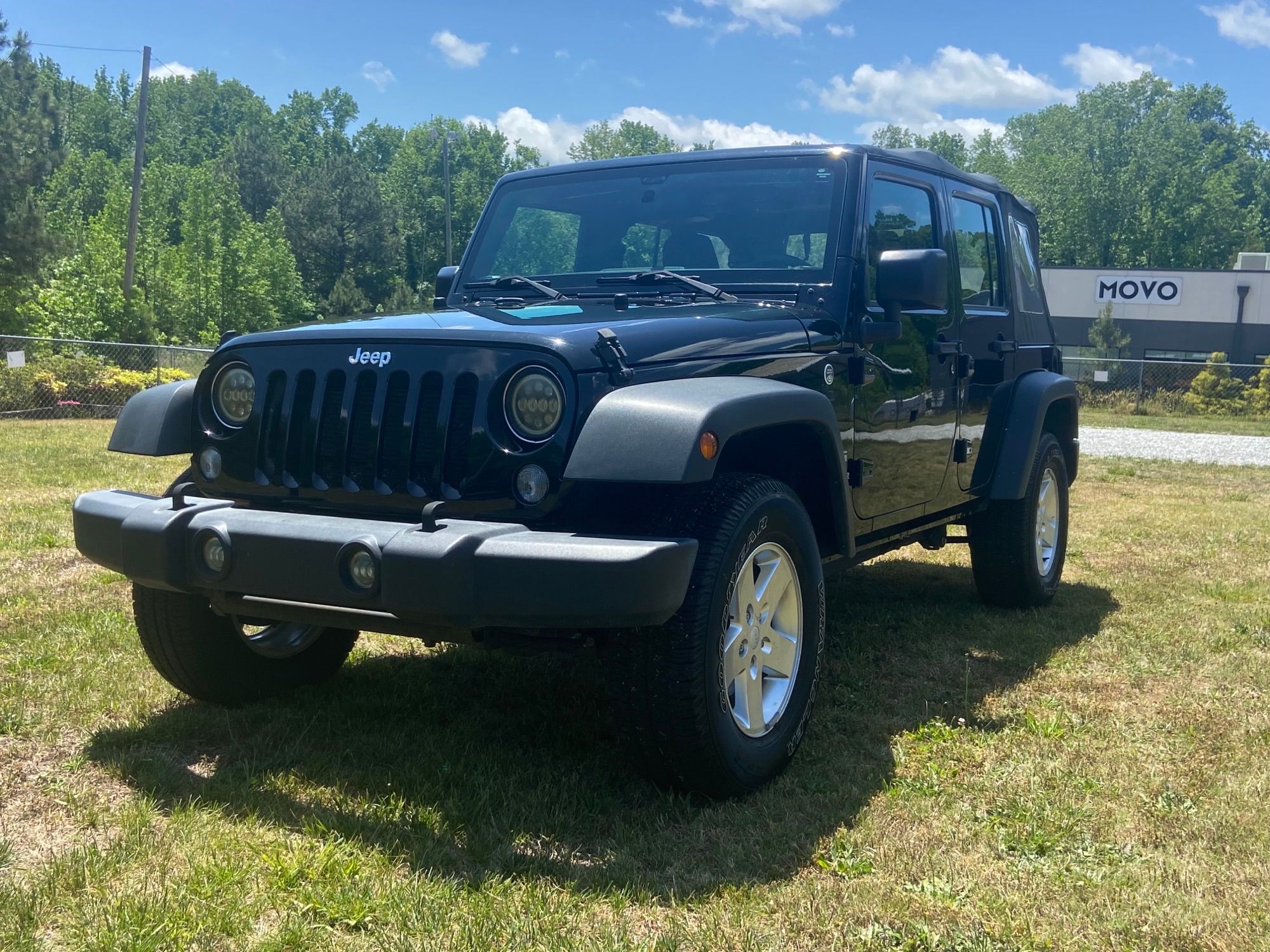 Used 2017 Jeep Wrangler 4WD Unlimited Sport image 2