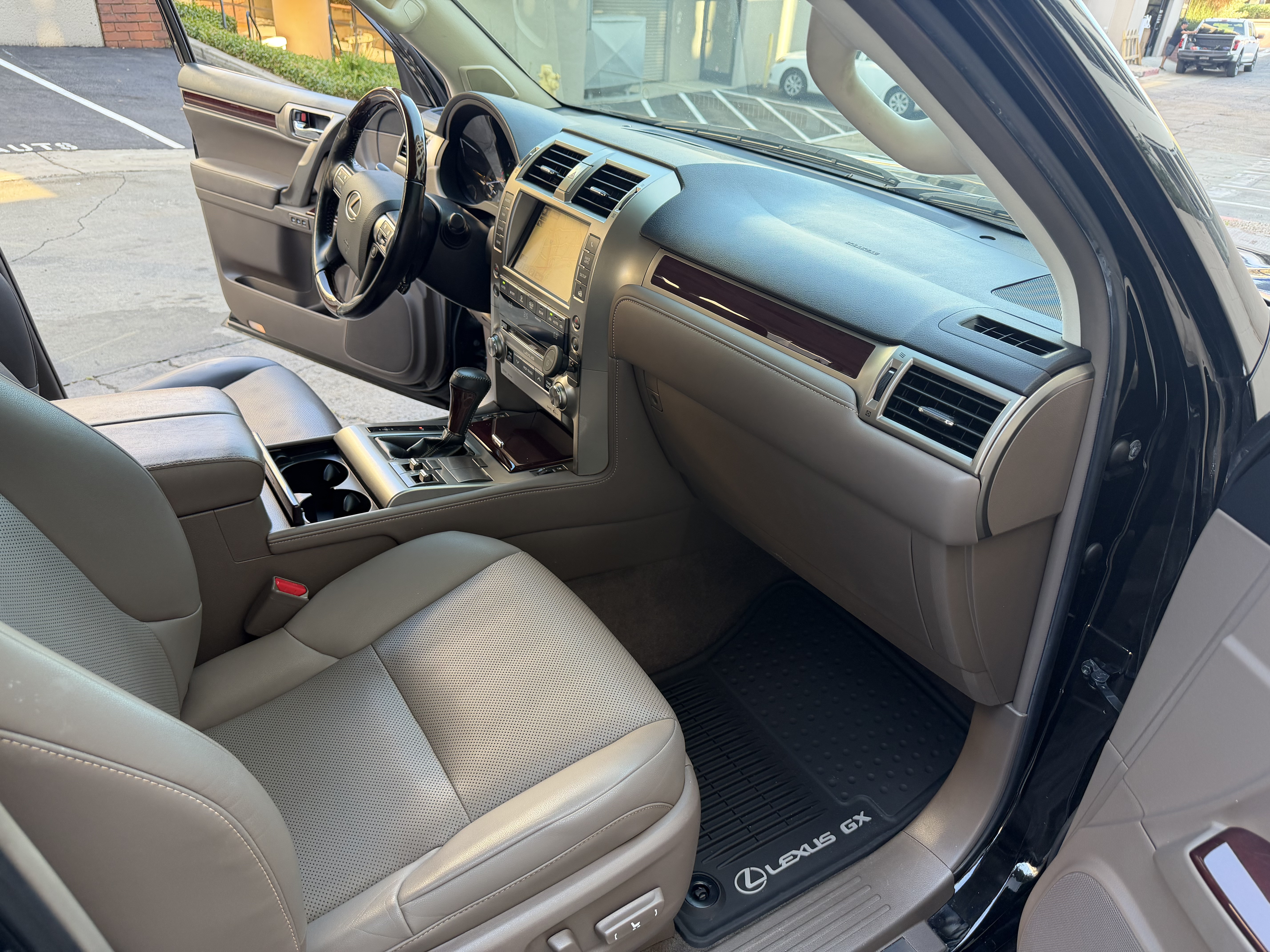 Used 2019 Lexus GX 460 UNAVAIL AWD/4WD image 29