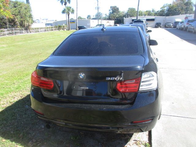 Used 2014 BMW 320i RWD image 15