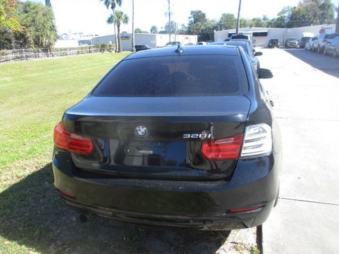 Used 2014 BMW 320i image 15