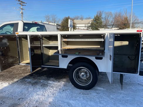 Used 2017 Ford F450 image 7