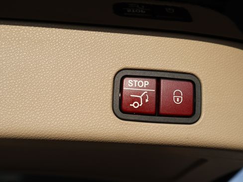 Used 2013 Mercedes-Benz GL 450 image 39